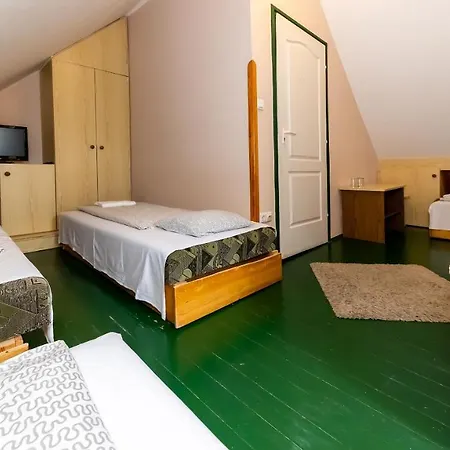 Csillagtura Panzio 3* Eğri