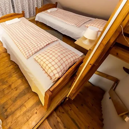 Csillagtúra Panzió Bed and breakfast