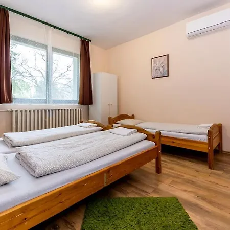 Bed and breakfast Csillagtúra Panzió 3*