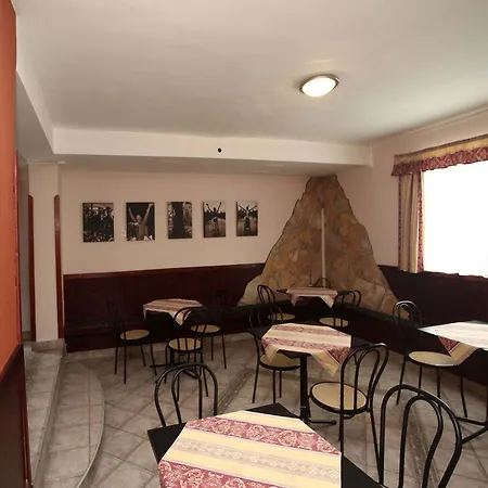 Csillagtúra Panzió Bed and breakfast