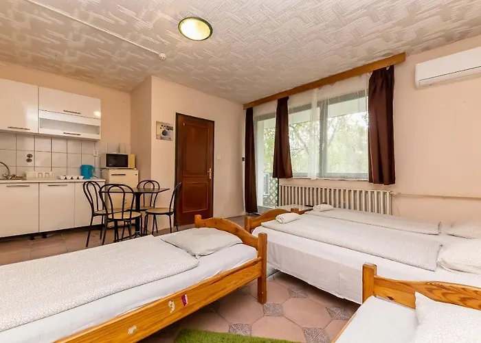 Csillagtúra Panzió Panzió